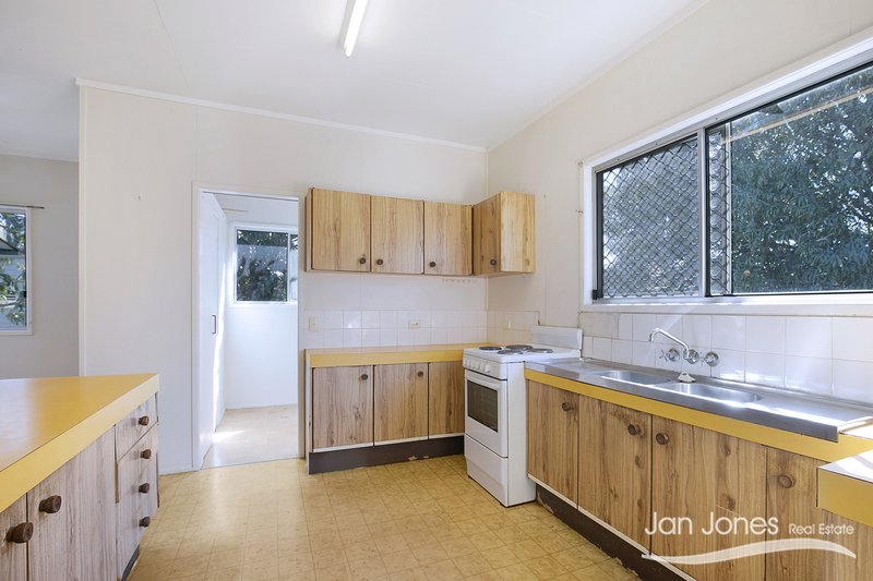 Photo - 72 Cornelius Street, Clontarf QLD 4019 - Image 9