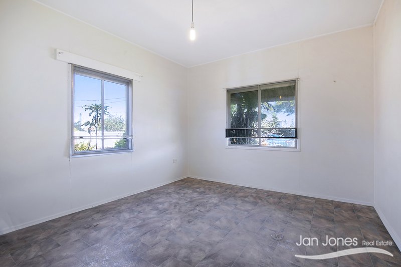 Photo - 72 Cornelius Street, Clontarf QLD 4019 - Image 10