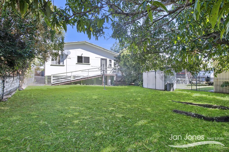 Photo - 72 Cornelius Street, Clontarf QLD 4019 - Image 16