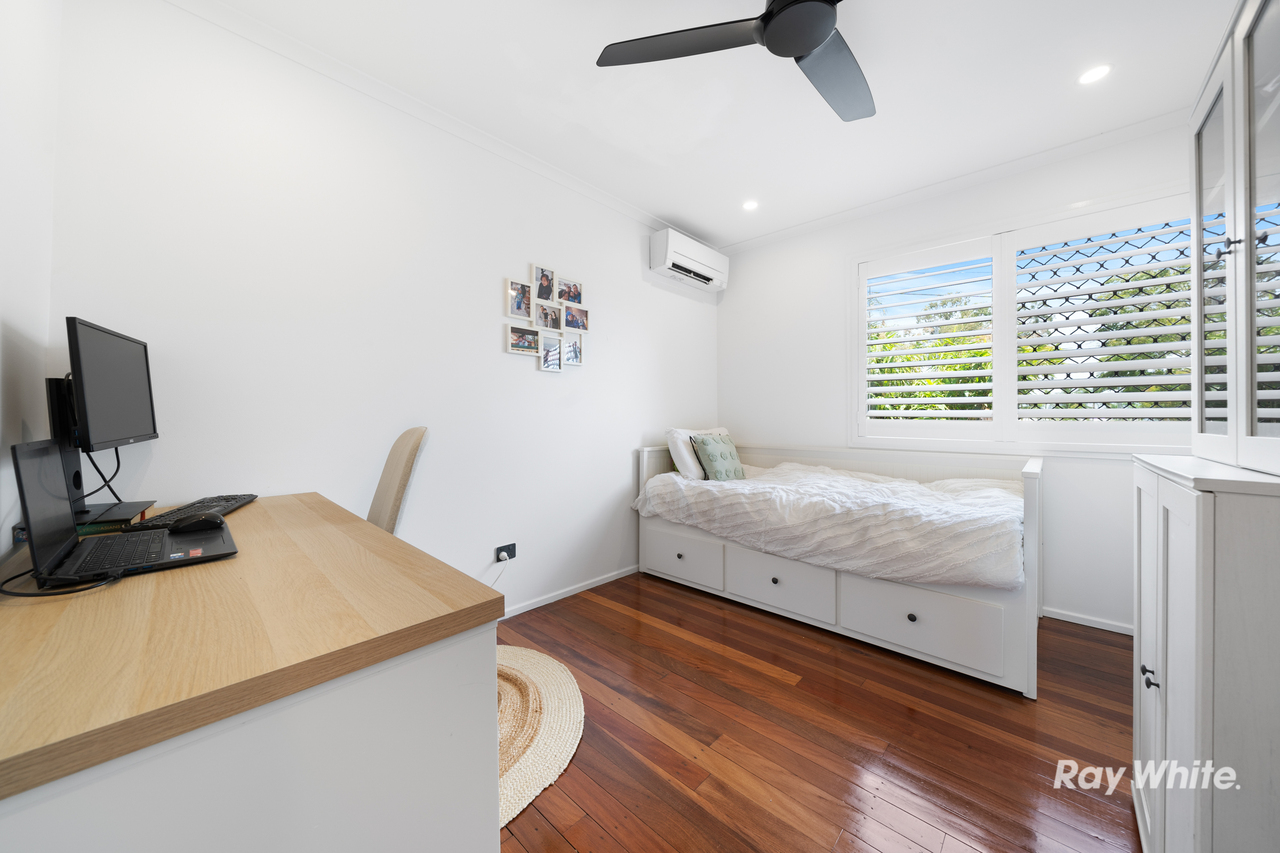 4-bedroom house at 72 Dennis Road, Springwood, QLD 4127, Logan, Queensland