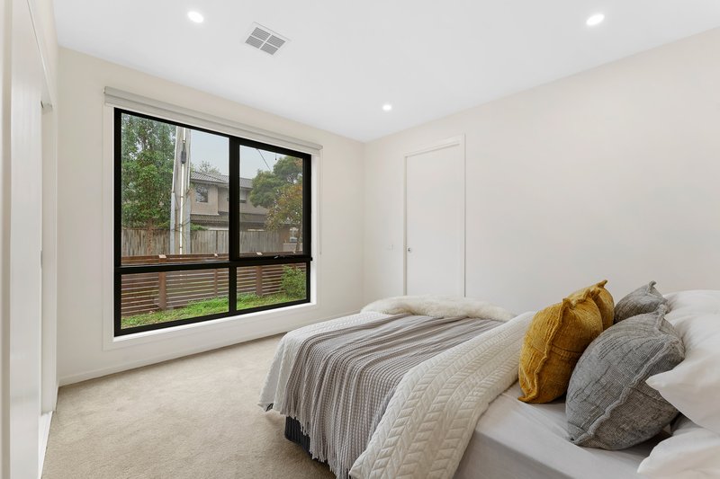 Photo - 72 Denver Street, Bentleigh East VIC 3165 - Image 8