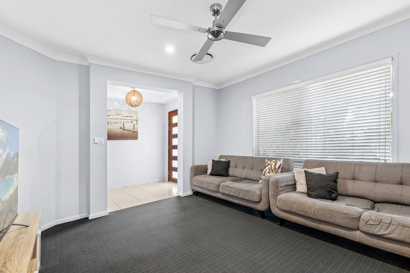 Photo - 72 Devonstone Drive, Cooroibah QLD 4565 - Image 4