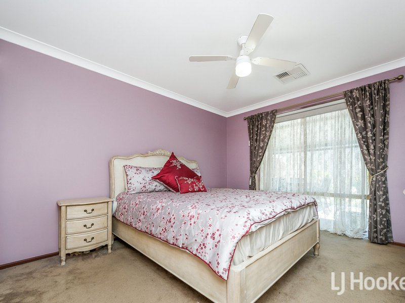 Photo - 72 Discovery Drive, Thornlie WA 6108 - Image 15