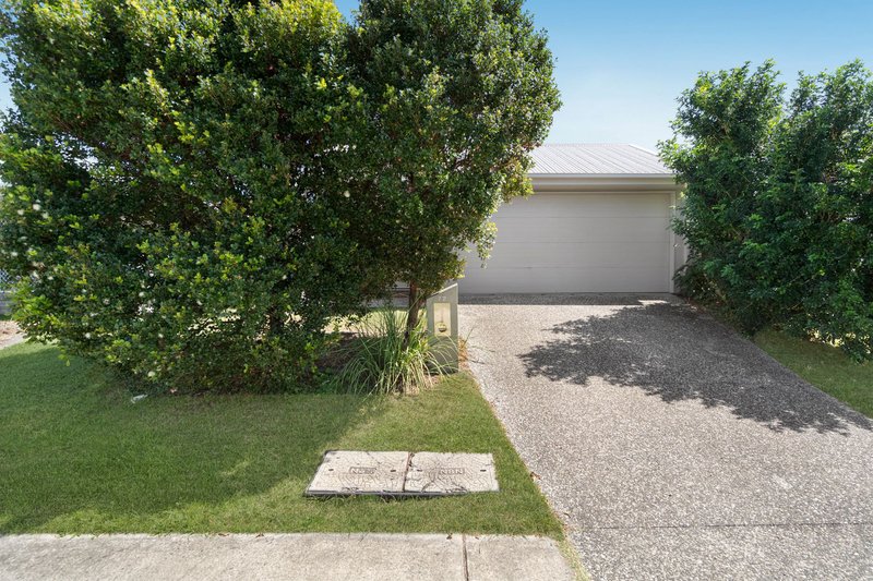 Photo - 72 Dixon Drive, Pimpama QLD 4209 - Image 5