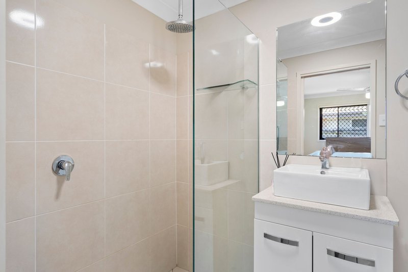 Photo - 72 Dixon Drive, Pimpama QLD 4209 - Image 8