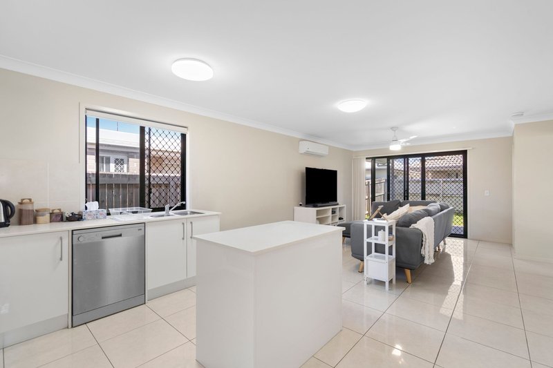 Photo - 72 Dixon Drive, Pimpama QLD 4209 - Image 14