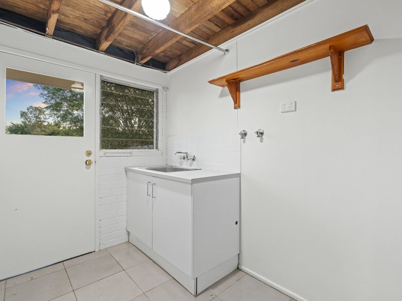 Photo - 72 Dobell Street, Indooroopilly QLD 4068 - Image 25