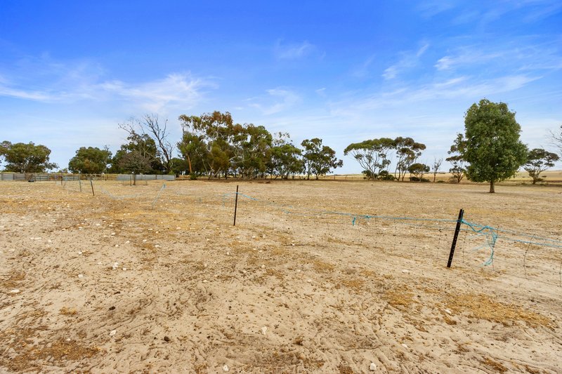 Photo - 72 Dump Road, Ramsay SA 5575 - Image 2