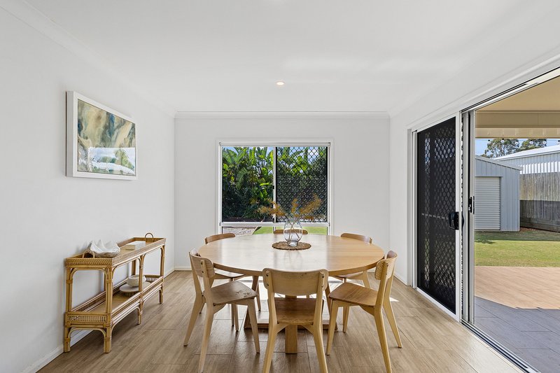 Photo - 72 Entabeni Drive, Kearneys Spring QLD 4350 - Image 7