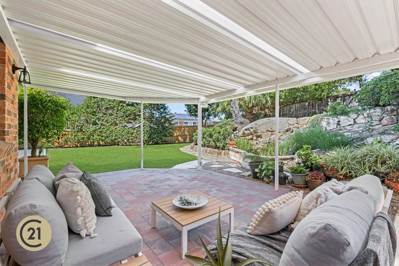 Photo - 72 Fallon Drive, Dural NSW 2158 - Image 7