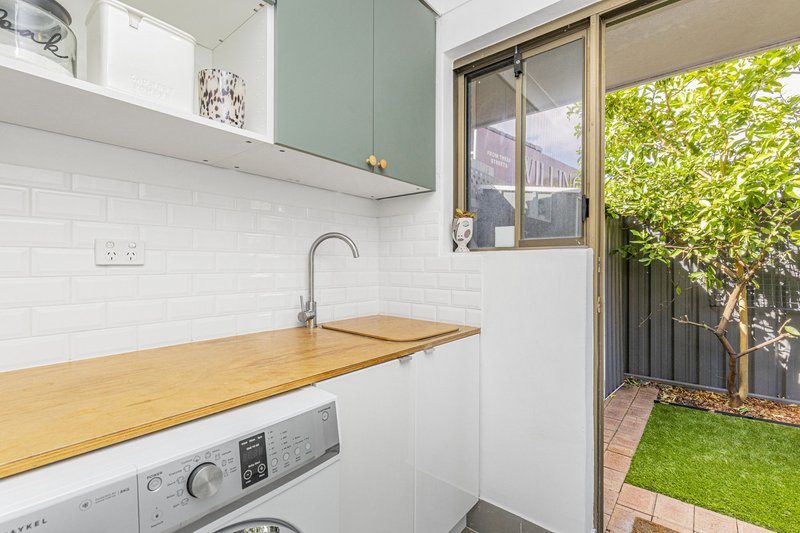 Photo - 7/2 Field Street, Mount Lawley WA 6050 - Image 5