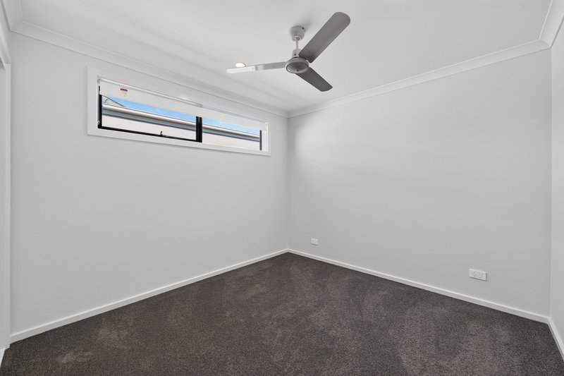 Photo - 72 Flaxlilly Crescent, Officer VIC 3809 - Image 9