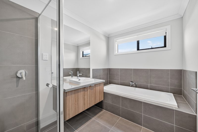 Photo - 72 Flaxlilly Crescent, Officer VIC 3809 - Image 10