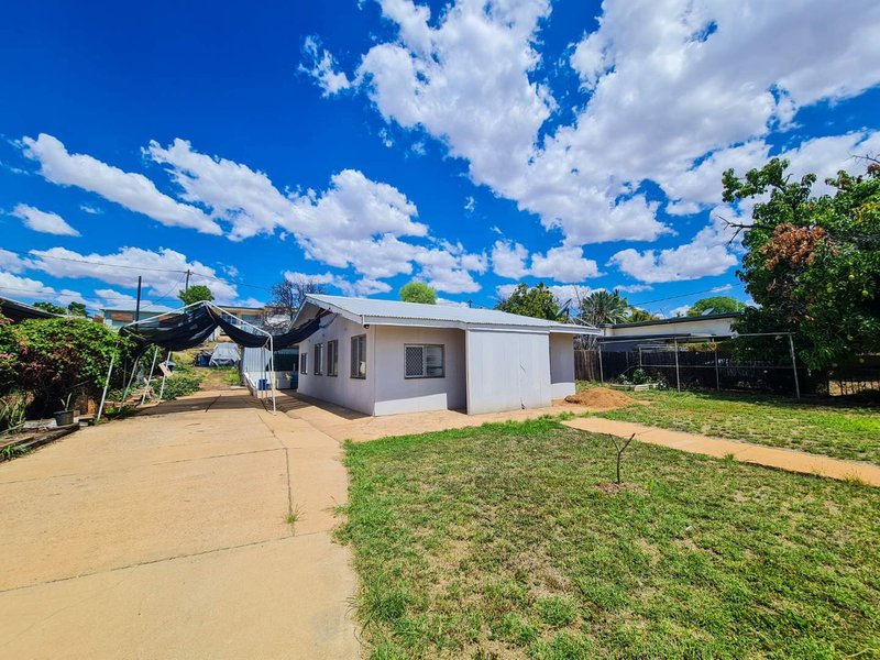 72 Fourth Avenue, Mount Isa QLD 4825