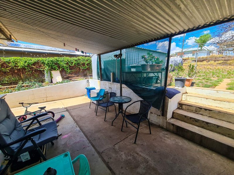 Photo - 72 Fourth Avenue, Mount Isa QLD 4825 - Image 10