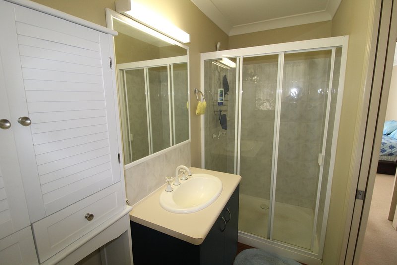 Photo - 72 Fulham Street, Toogoolawah QLD 4313 - Image 16