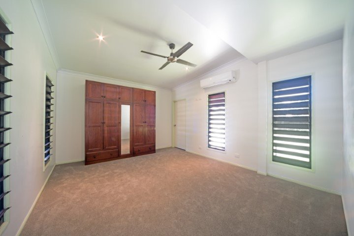 Photo - 72 Galbraith Park Drive, Cannon Valley QLD 4800 - Image 8