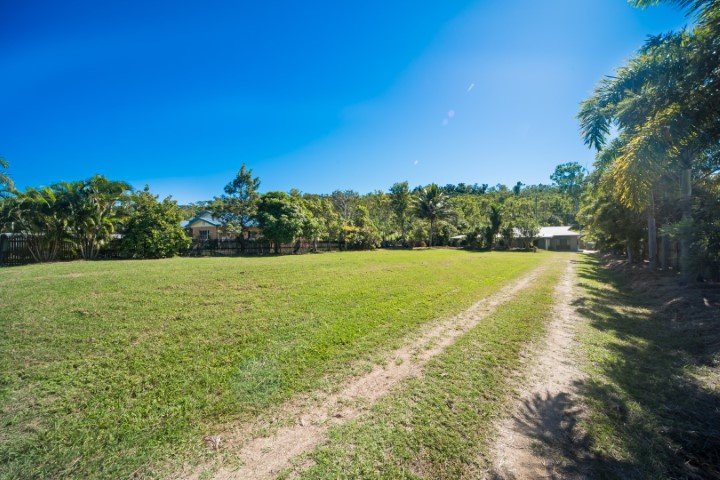 Photo - 72 Galbraith Park Drive, Cannon Valley QLD 4800 - Image 24