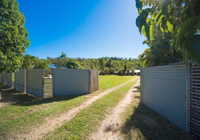 Photo - 72 Galbraith Park Drive, Cannon Valley QLD 4800 - Image 25