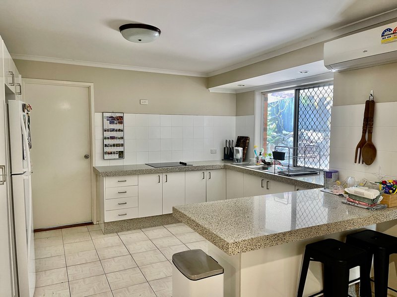 Photo - 72 Gertrude Mcleod Crescent, Middle Park QLD 4074 - Image 6