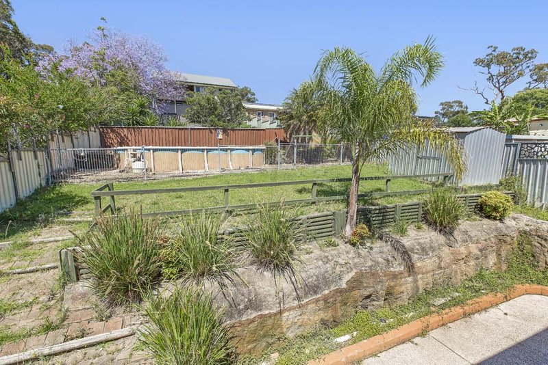 Photo - 72 Glade Street, Arcadia Vale NSW 2283 - Image 8