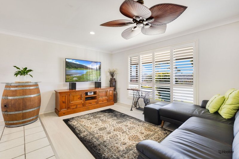 Photo - 72 Glen Ayr Drive, Banora Point NSW 2486 - Image 2