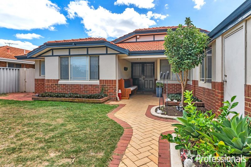 Photo - 72 Grand Ocean Boulevard, Port Kennedy WA 6172 - Image 2