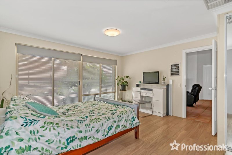 Photo - 72 Grand Ocean Boulevard, Port Kennedy WA 6172 - Image 15