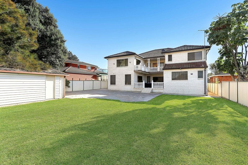 Photo - 72 Greenacre Road, Greenacre NSW 2190 - Image 18