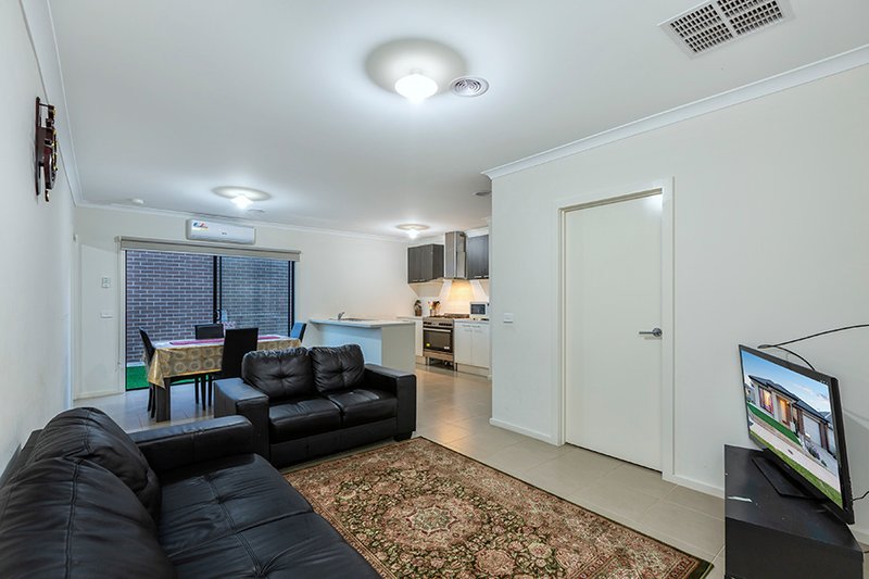 Photo - 72 Hammersmith Road, Wyndham Vale VIC 3024 - Image 6