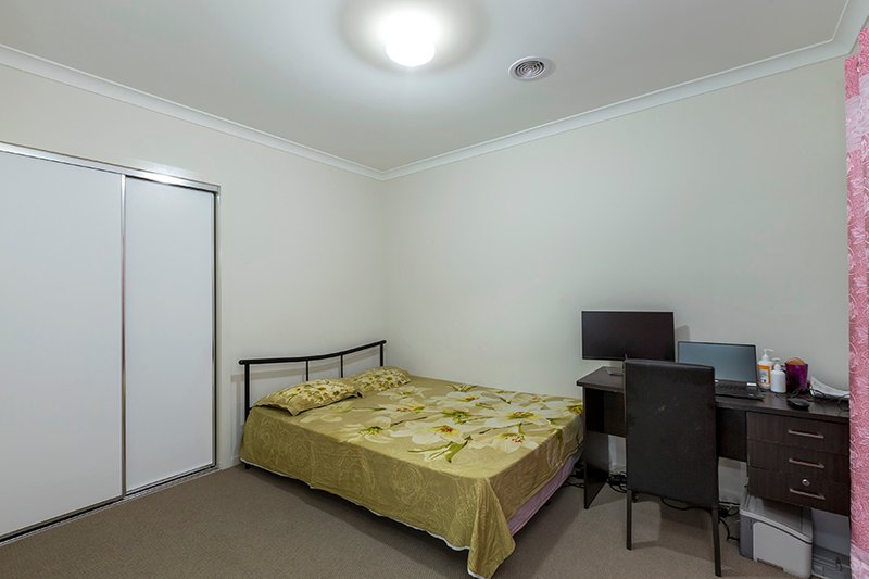 Photo - 72 Hammersmith Road, Wyndham Vale VIC 3024 - Image 13