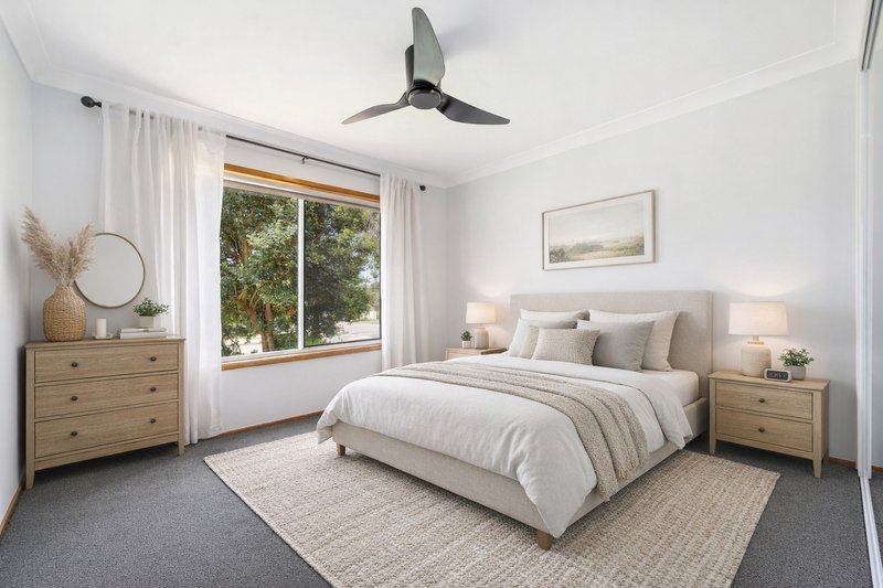Photo - 72 Henry Parkes Drive, Berkeley Vale NSW 2261 - Image 4