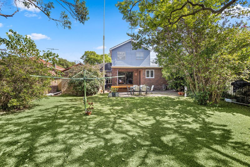 Photo - 72 Hurstville Road, Hurstville Grove NSW 2220 - Image 4