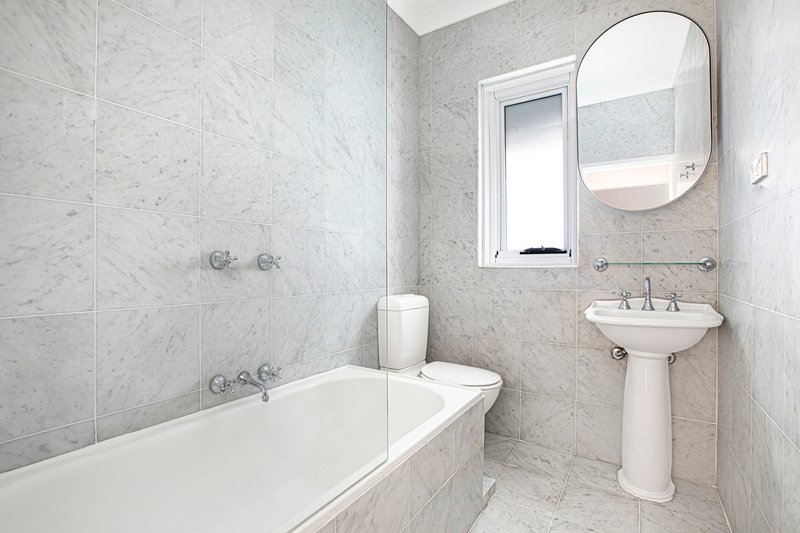 Photo - 7/2 James Street, Bondi Junction NSW 2022 - Image 4