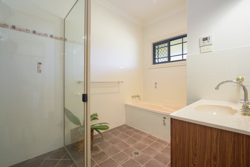 Photo - 72 Jim Whyte Way, Burua QLD 4680 - Image 8