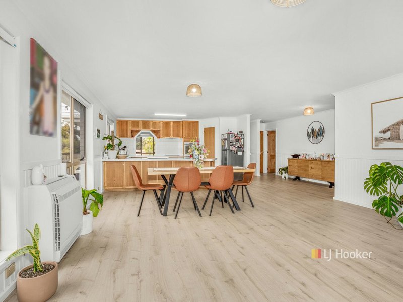 Photo - 72 Joyce Street, Hawley Beach TAS 7307 - Image 4