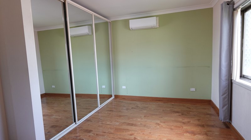 Photo - 72 Kawana Street, Bass Hill NSW 2197 - Image 4