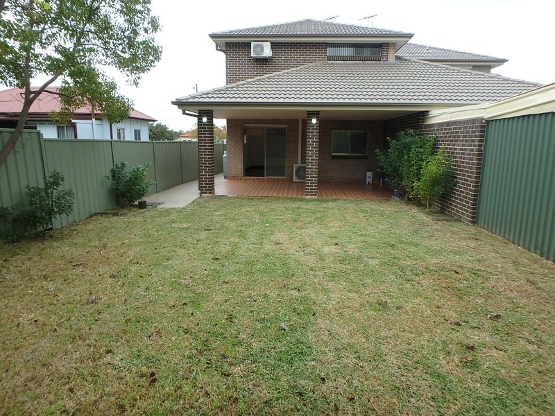 Photo - 72 Kawana Street, Bass Hill NSW 2197 - Image 7