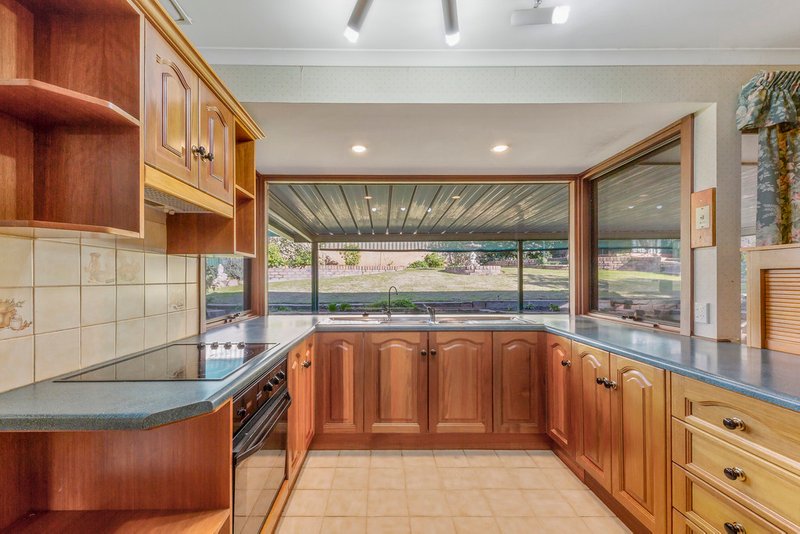 Photo - 72 Kingfisher Drive, Modbury Heights SA 5092 - Image 5