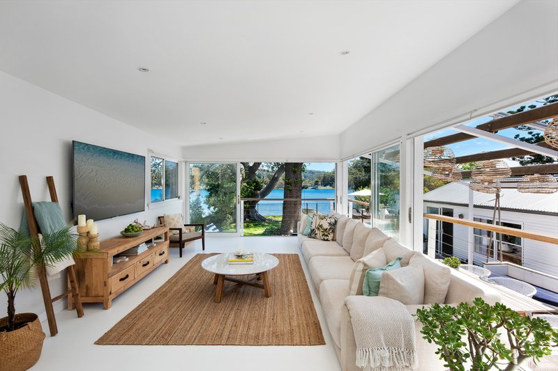 Photo - 72 Lagoon Street, Narrabeen NSW 2101 - Image 5