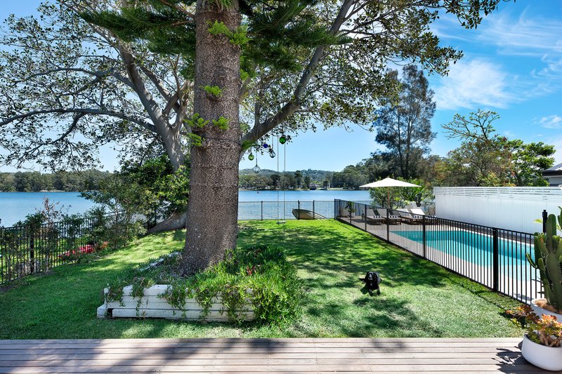 Photo - 72 Lagoon Street, Narrabeen NSW 2101 - Image 8