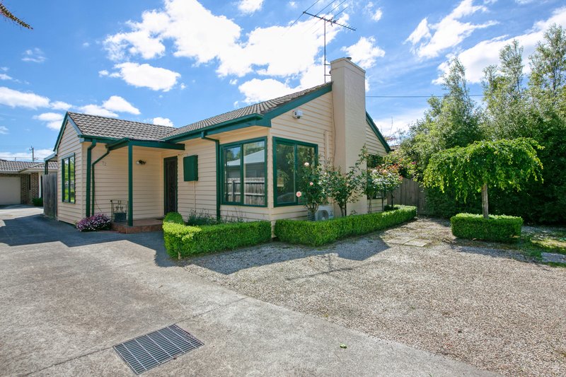 72 Lloyd Avenue, Reservoir VIC 3073