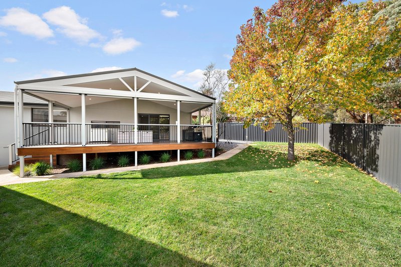 Photo - 72 Longmore Crescent, Wanniassa ACT 2903 - Image 18