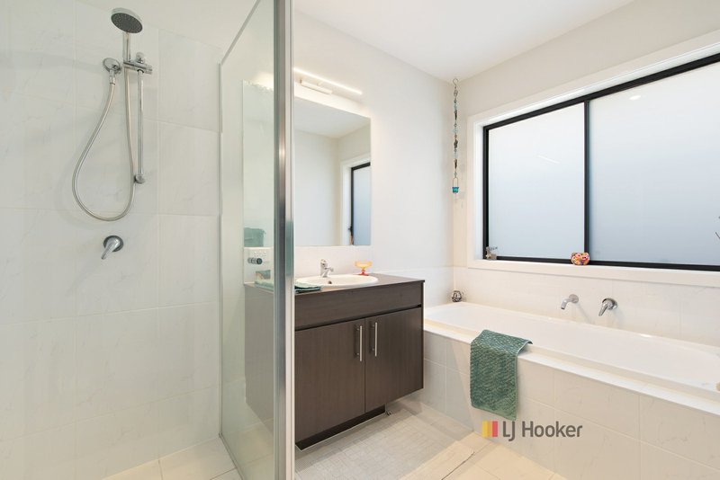 Photo - 72 Loretto Way, Hamlyn Terrace NSW 2259 - Image 9