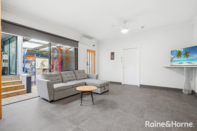Photo - 72 Magowar Road, Girraween NSW 2145 - Image 2