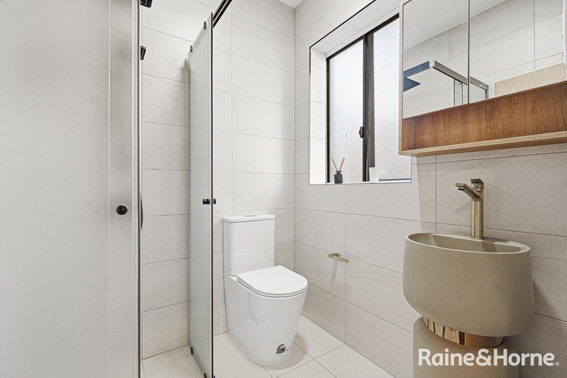 Photo - 72 Magowar Road, Girraween NSW 2145 - Image 7