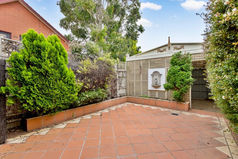 Photo - 72 Maribyrnong Road, Moonee Ponds VIC 3039 - Image 9