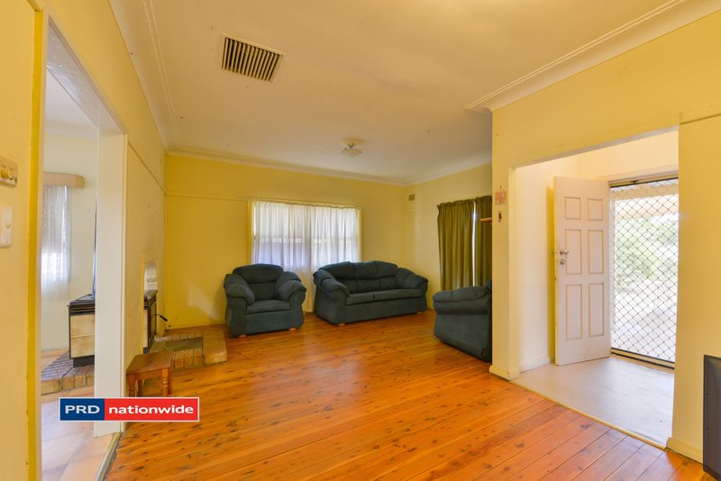 Photo - 72 Mathews Street, Tamworth NSW 2340 - Image 3