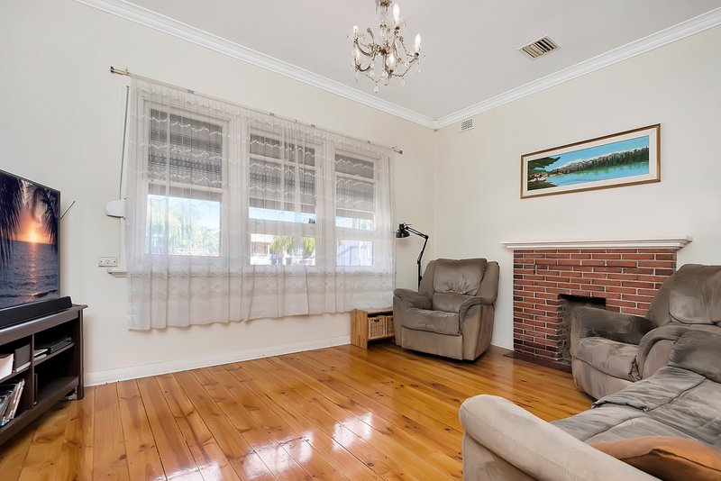 Photo - 72 Mead Street, Birkenhead SA 5015 - Image 6