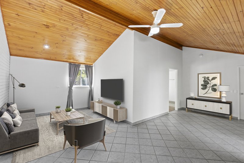 Photo - 72 Michigan Drive, Oxenford QLD 4210 - Image 10